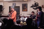 R1100545ki.jpg